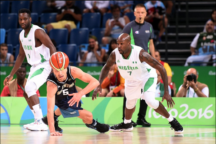 Nigeria's Ebi Ere and legendary Argentina's Manu Ginobli vying for the ball. Photo Credit: @FIBA