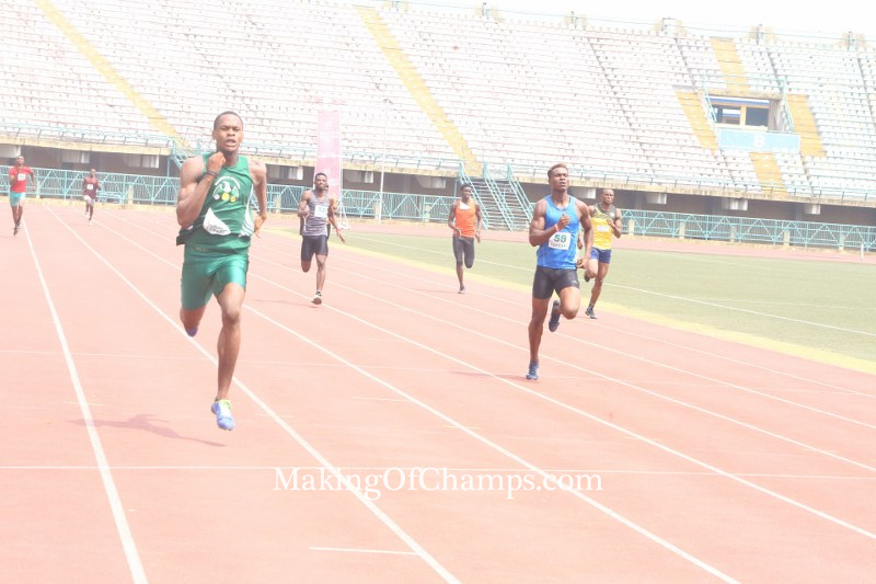 Jakpa comfortably won his 300m race, running a new PB in the process. 