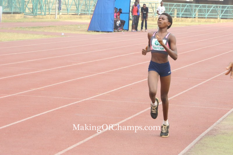 Zainab Wahab won the female 1 mile event.